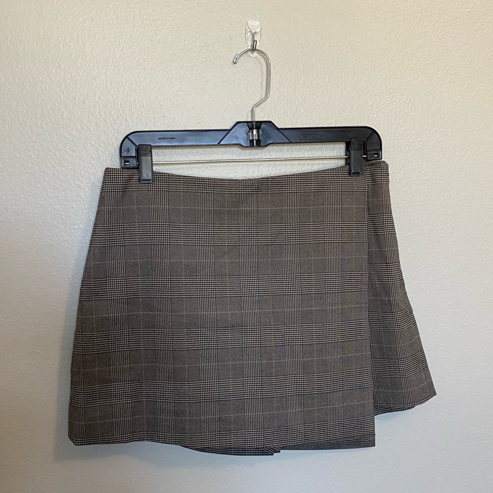 Gianni Bini mini wrap skirt grey plaid size 8